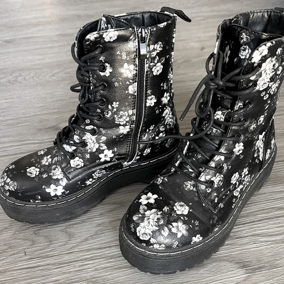 Black & White Floral Combat Boots - Picture 1 of 4